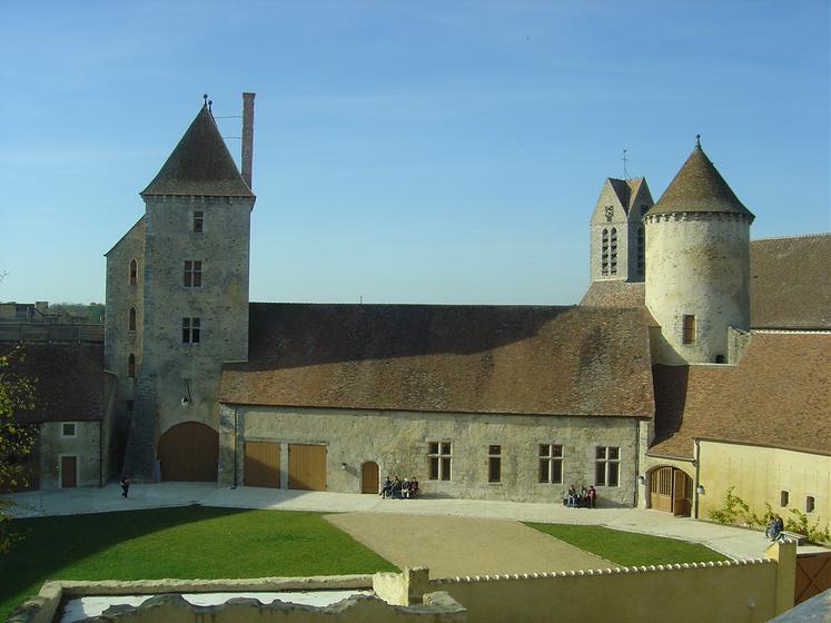 Chateau de Blandy les Tours Ludivine Rodon 4