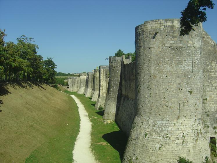 Remparts Provins Ludivine Rodon